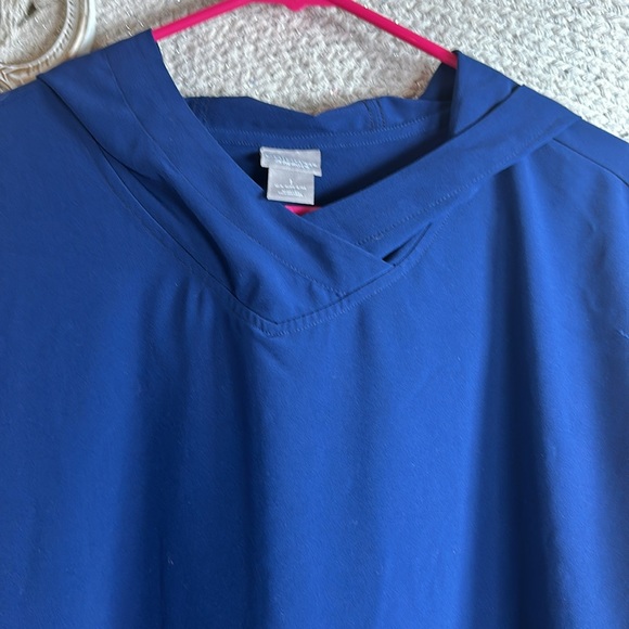 Chicos lightweight hoodie - Picture 3 of 6